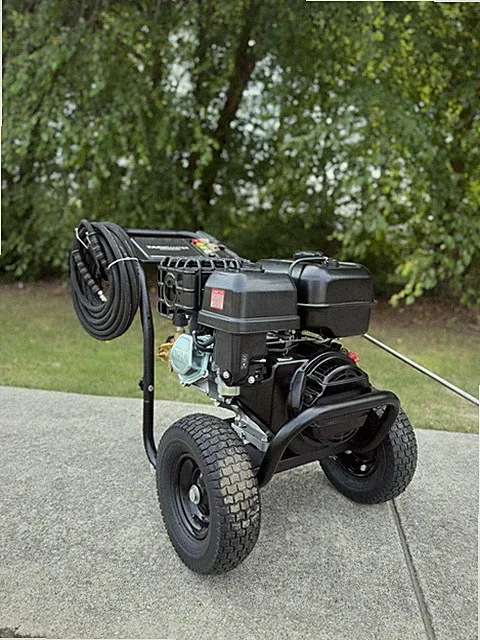 4400 cold water, pressure washer 4.0 GPM