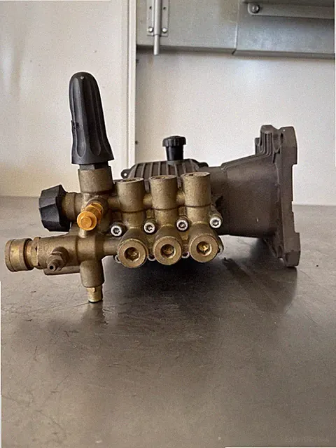 530010 Pressure Washer Pump 3.5GPM 4000PSI Max 1 Inch Hollow Shaft