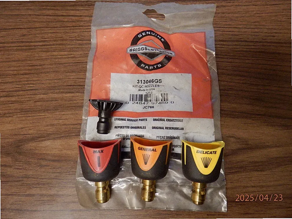 Briggs & Stratton / Generac 313046GS, Pressure Washer Nozzle Kit-QC