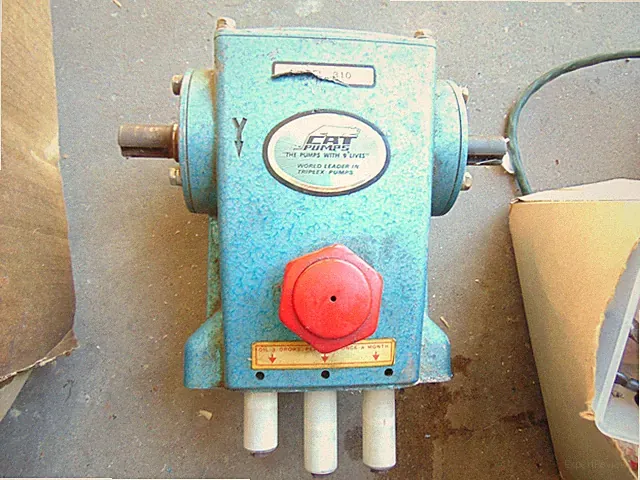 Cat Model 310 Cat Pump Pressure Washer Car Wash Untested in#3