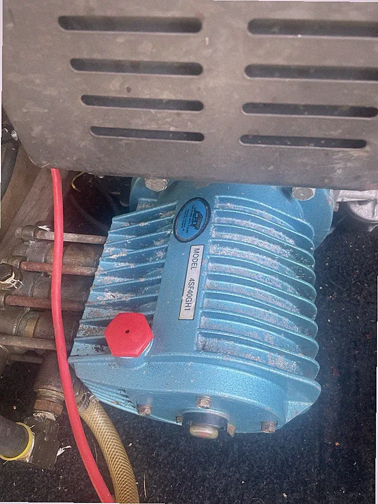 Cat Pressure Washer Pump Model 4SF40GHI And Mounting Base For A Briggs Vanguard