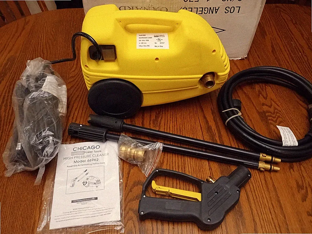 Chicago Electric Compact Power Pressure Cleaner Washer 1300 psi. NEVER USED.