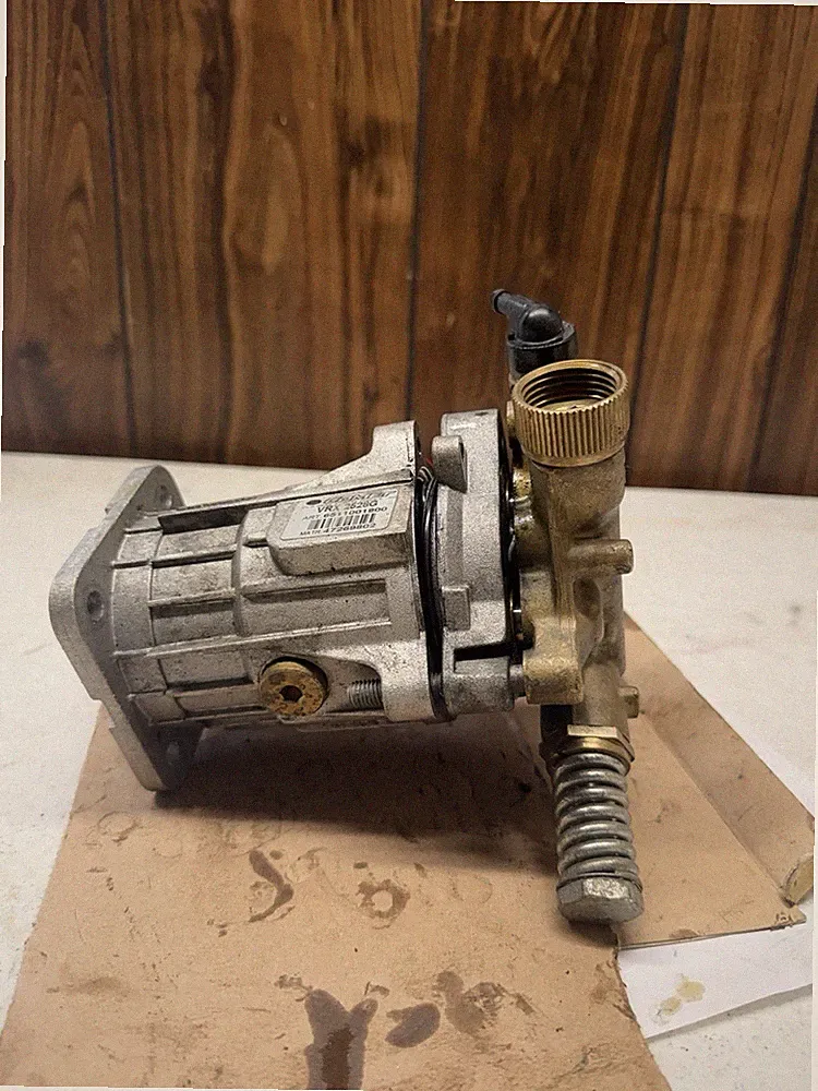 Comet Pressure Washer Pump VRX 2528G. Untested