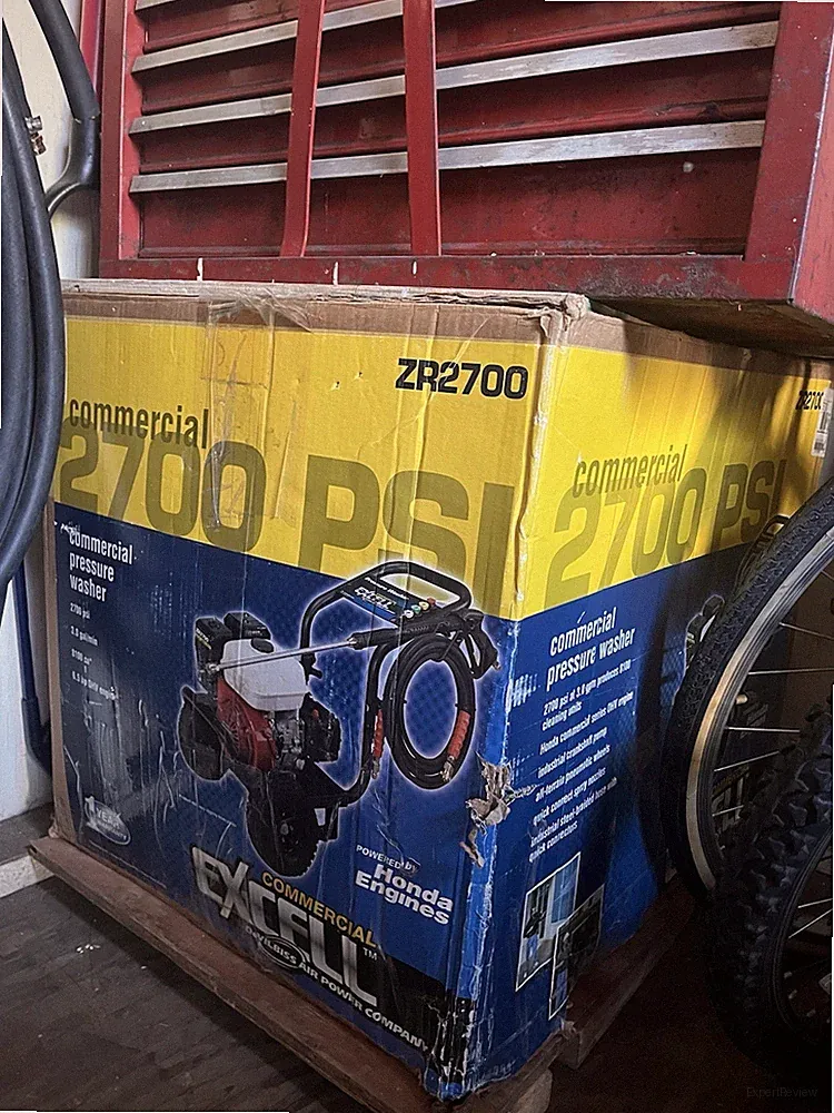 Commercial PSI 2700 Pressure Washer