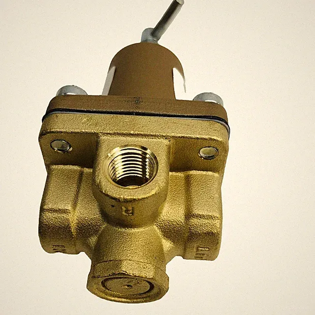 ¼" COMPACT WATER PRESSURE REGULATOR