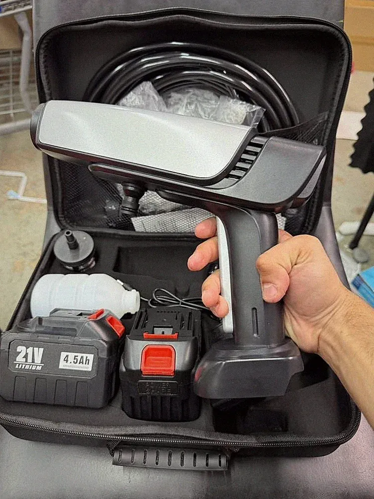 Cordless Bucket-Fed Pressure Washer Powered by 2×21V 4.0Ah Battery 1350 PSI with