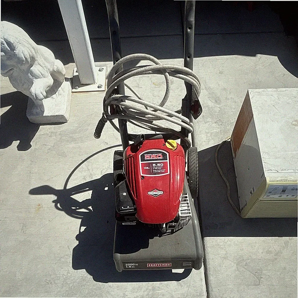 Craftsman 580 2200 PSI 2.0 GPM Gas Pressure Washer Wheel-Mounted, 26-50 ft