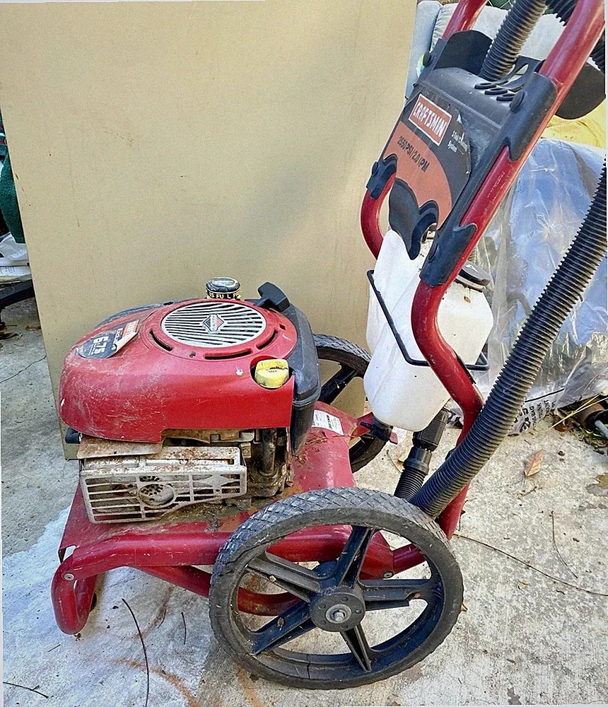 Craftsman Exclusive 2550 PSI/2.0 GPM 2-Tank Pressure Washer System