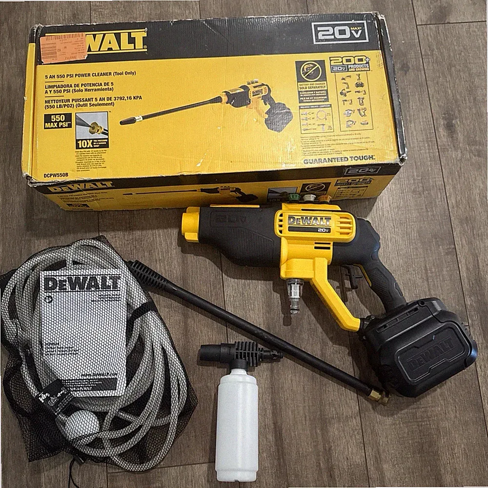 DEWALT 20V MAX 550 PSI 1.0 GPM Cold Water Cordless Battery Power Cleaner DCPW550