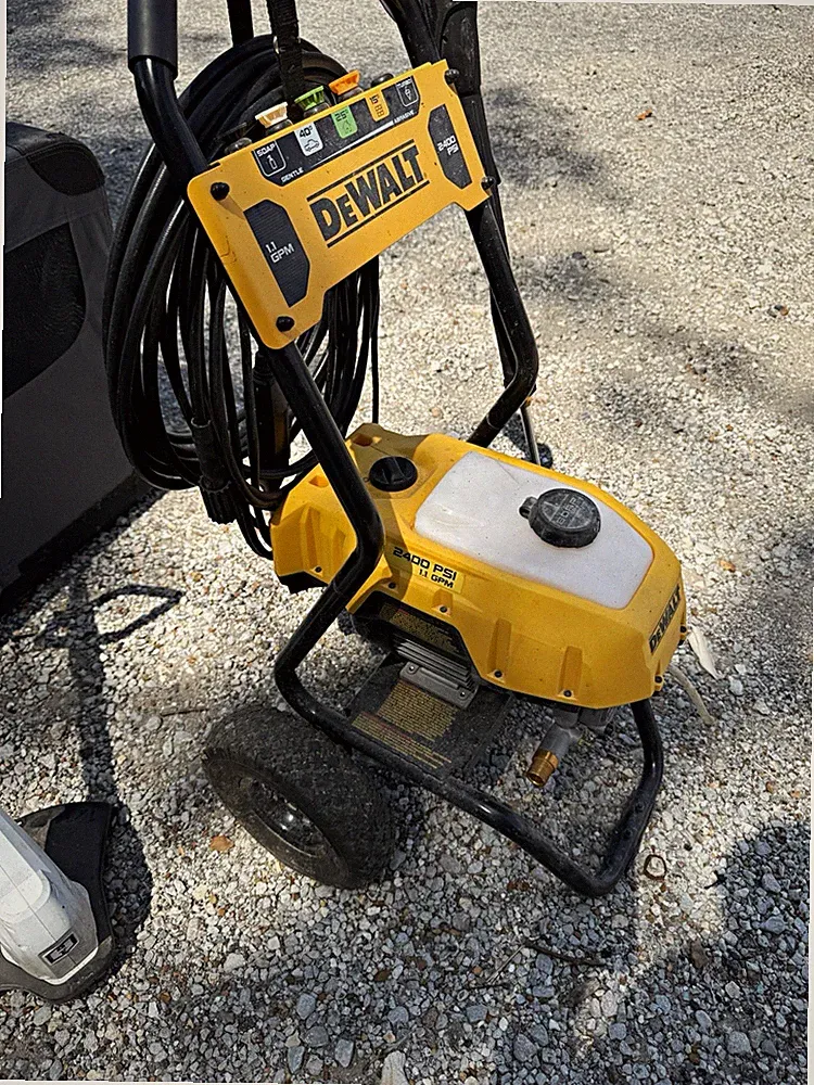 DEWALT 2400 PSI Corded Electric Cold Water Pressure Washer w/ Casters