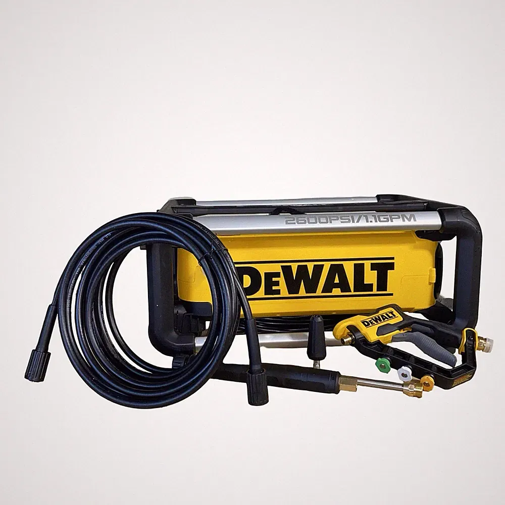 DeWalt 2600 PSI 1.1 GPM Electric Cold Water Pressure Washer DWPW2600 Used
