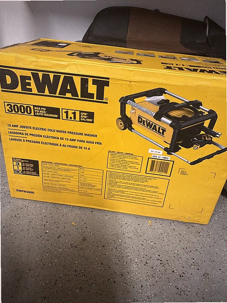 DeWalt 3000 PSI 1.1 GPM Electric Cold Water Pressure Washer Model# DWPW3000