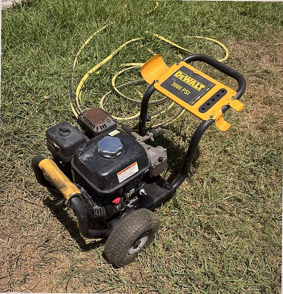 DEWALT 3000 PSI Gas Pressure Washer Yellow/Black Metal no hose pump leaking
