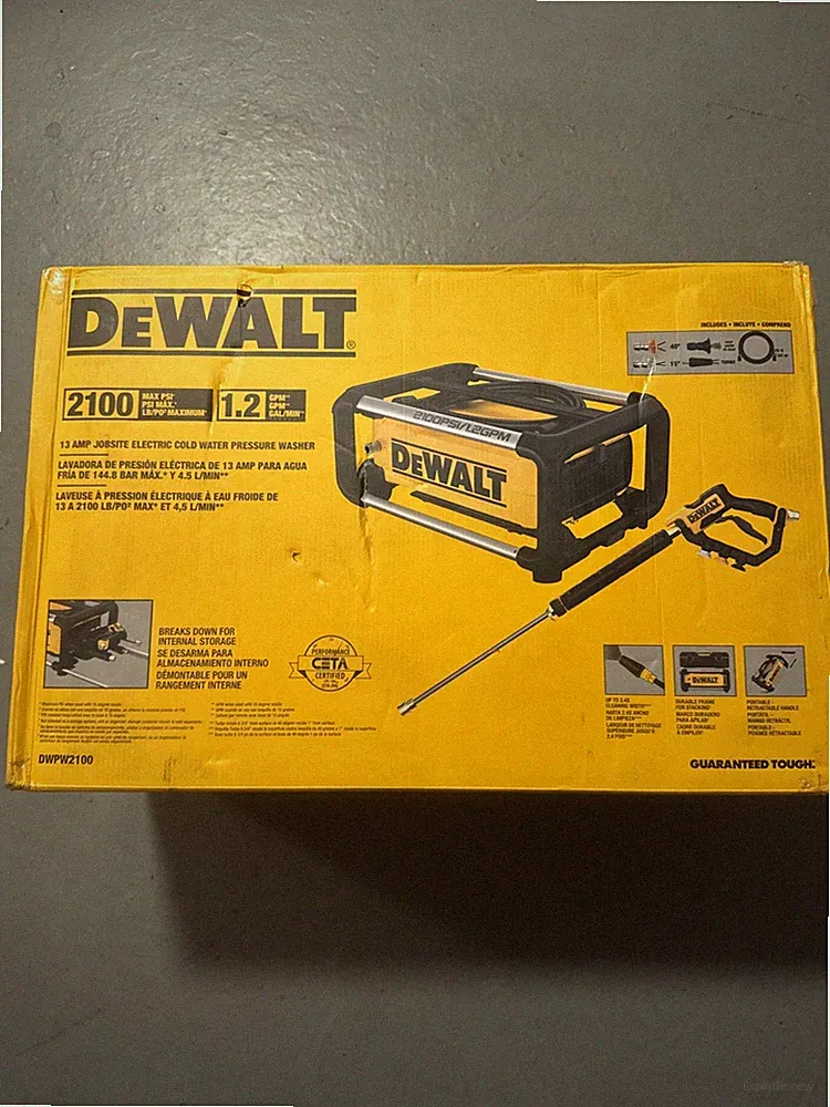 DeWalt (DWPW2100) - Corded Electric 2100-psi (1.2-gpm) Jobsite Pressure Washer
