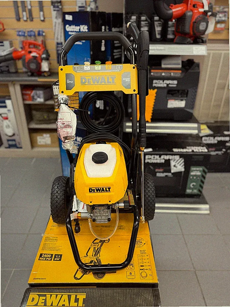 DEWALT Electric Pressure Washer, Cold Water, 2400-PSI, 1.1-GPM, Corded (DWPW2400