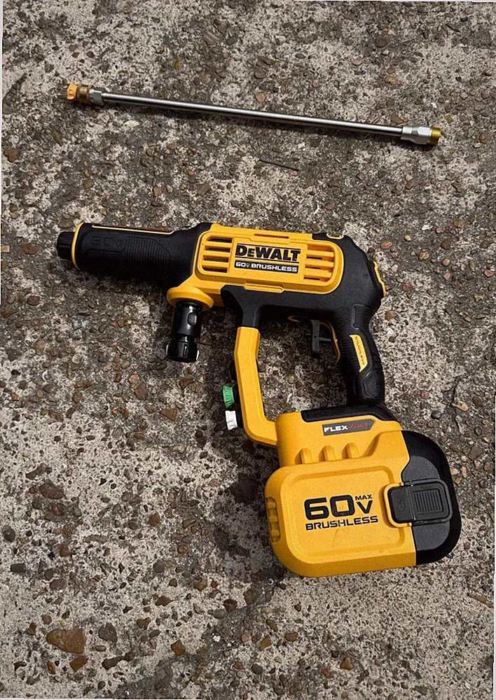 DEWALT FLEXVOLT 60V MAX 1000 PSI 1.0 GPM Power Cleaner DCPW1000