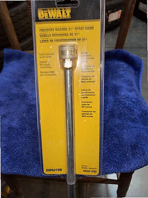 DEWALT Universal 31 in. Pressure Washer Extension Spray Wand for 4500PSI