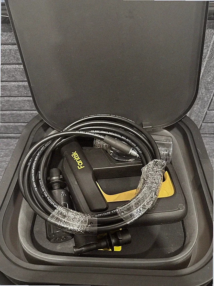 Fanttik Nb8 Gold Pressure Washer Battery Powered Rechargeable Portable Car Wash