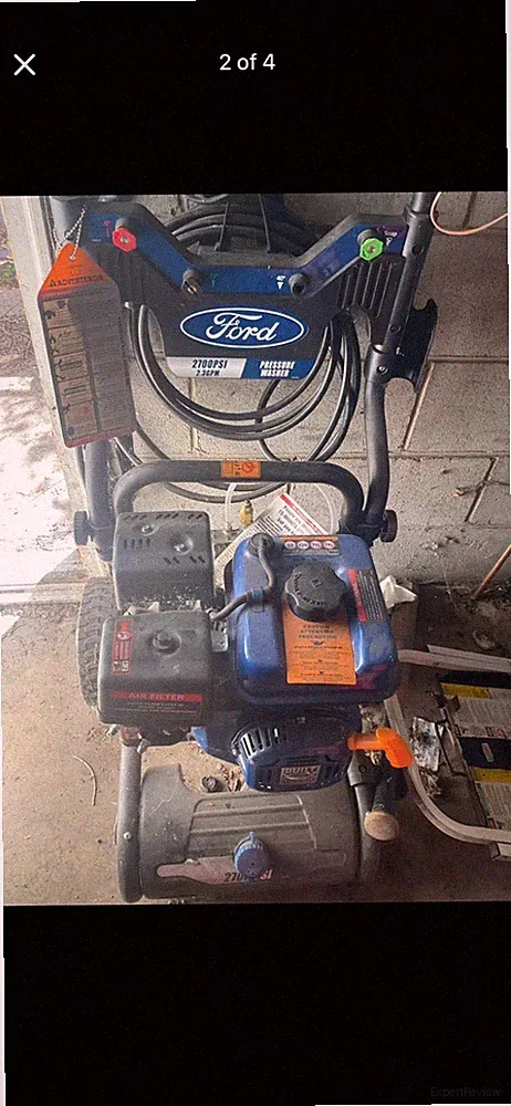 Ford 2700 psi pressure washer NEVER USED COLLECTED DUST
