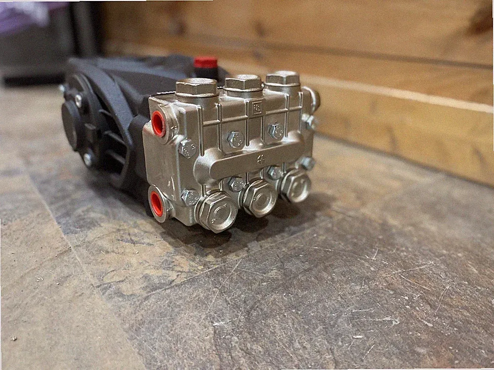 General Pump TS2021 Pressure Washer Pump 24MM Shaft 5.6GPM 3500PSI Direct Drive