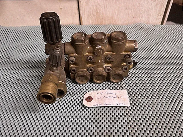 General Pump TT9441, 2500 PSI 4.4 GPM Pressure Washer Pump Brass Head