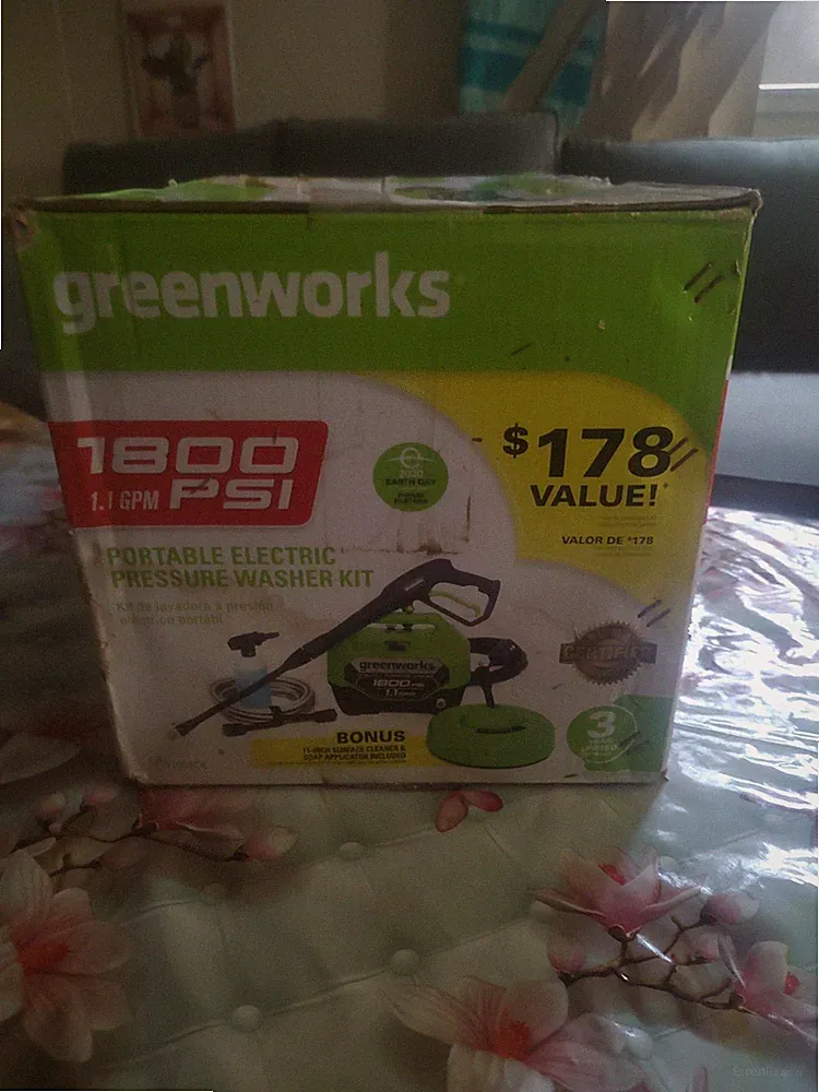 Greenworks 1800 PSI portable electric pressure washer pump