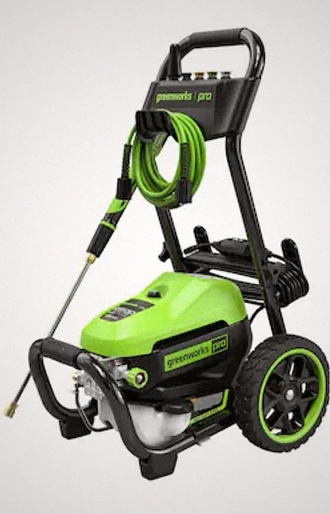 Greenworks 2500-PSI 2-GPM Cold Water Electric Pressure washer with 5 Spray Tips