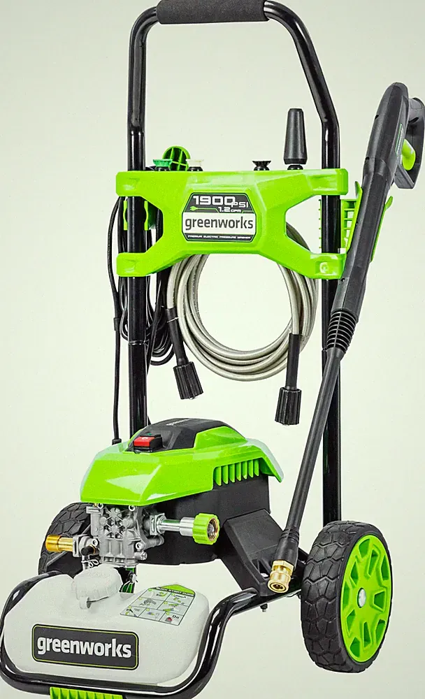 Greenworks - Electric Pressure Washer up to 1900 PSI at 1.2 GPM - Green