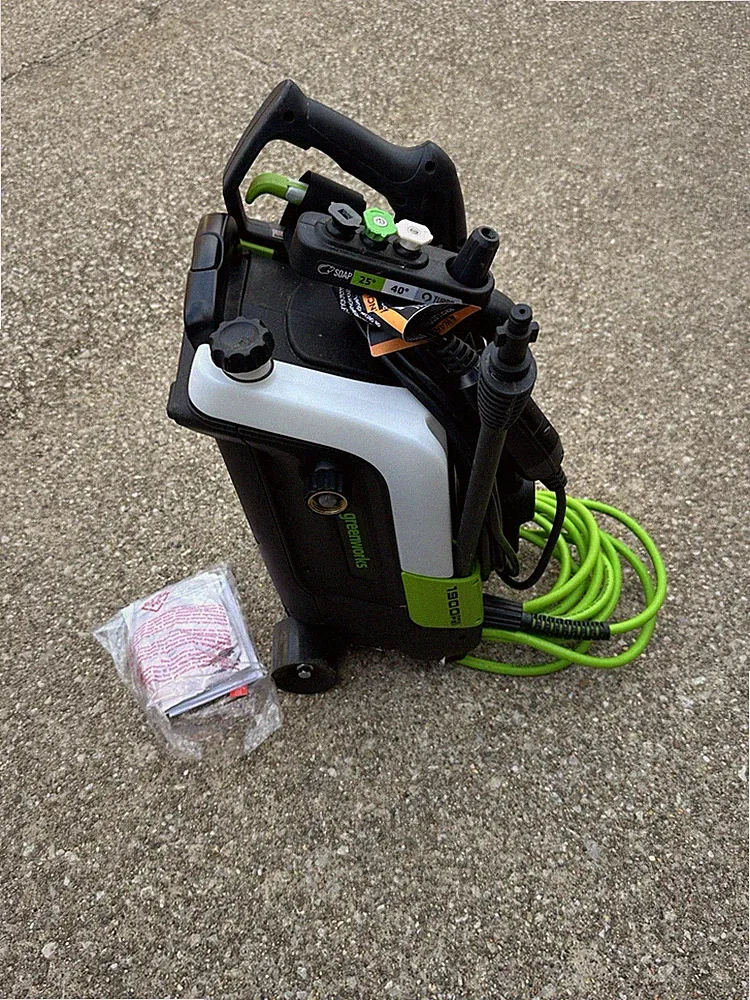 Greenworks GPW1902 1900 PSI Pressure Washer Electric
