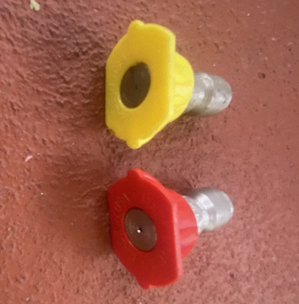heavy-duty, professional-grade Pressure Washer Quick-Connect Nozzle Tip Set