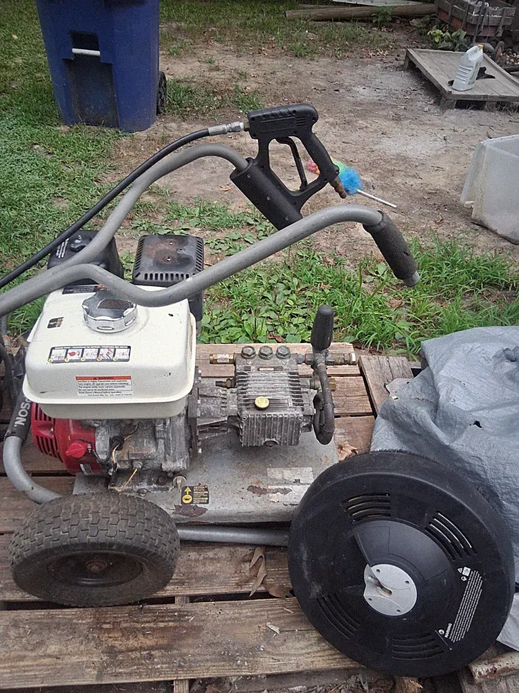 Honda Gas Cold Water Pressure Washer w/ Hose Reel, 20in Whirl-A-Way, Gun