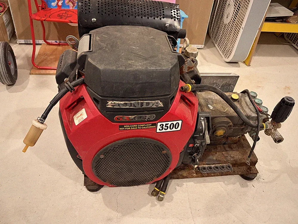 Honda gas skid mounted Cold 5.5 GPM 3500 PSI pressure washer