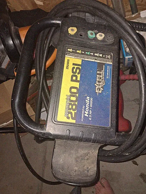 Honda6.5 HP . GX200ZR2800commerciall2800 PSIPressure Washer