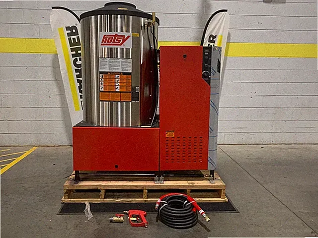 Hotsy 5835SS Hot Water Pressure Washer | 5700/5800 Series #1.109-652.0
