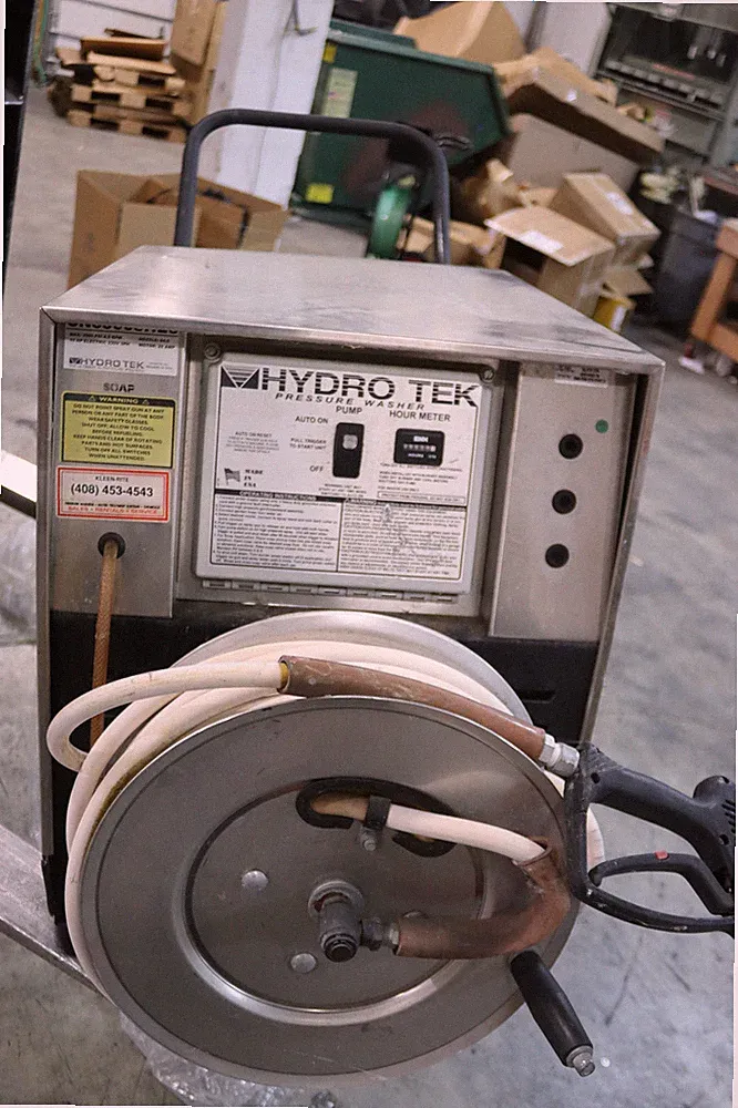 Hydrotek Hot Water Pressure Washer 10HP 4.5GPM