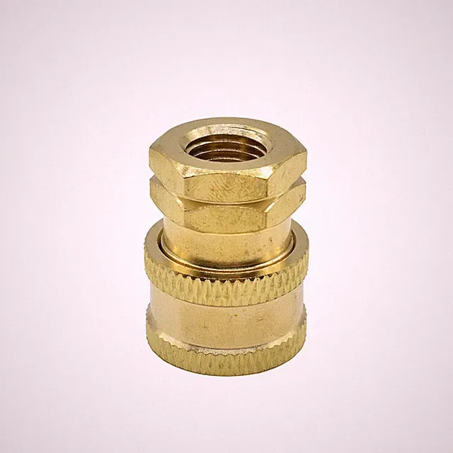 Interstate Pneumatics Pressure Washer 1/4 Inch FNPT Brass Coupler 5200 PSI