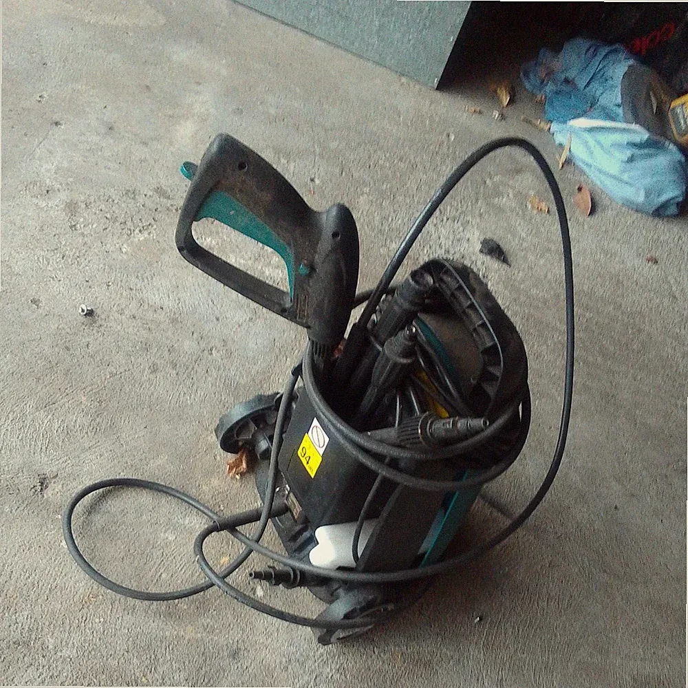 MAKITA 1740PSI 1800W PRESSURE WASHER HW1200