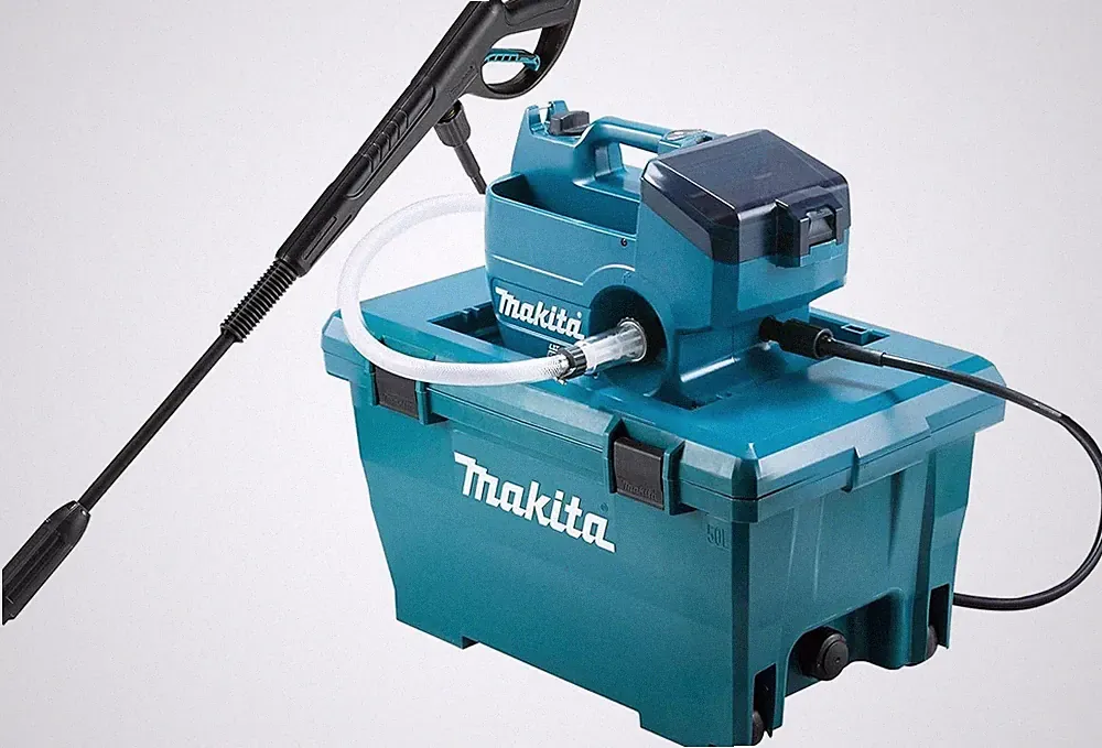 Makita MHW080DZK Cordless Pressure Washer Tool + Case