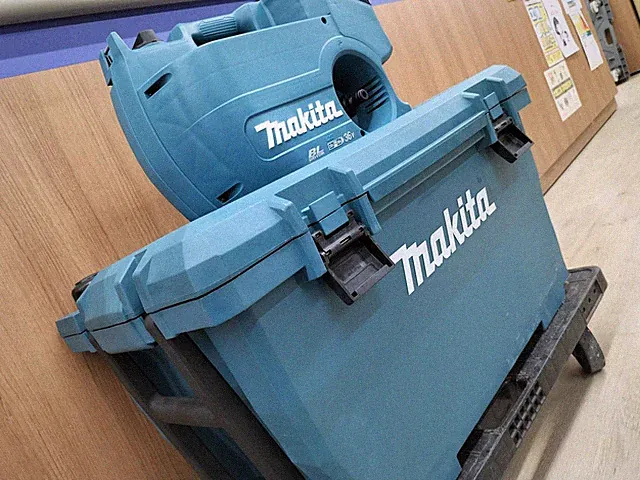 Makita Rechargeable High Pressure Washer MHW080D 2 Mode switching Tank Case