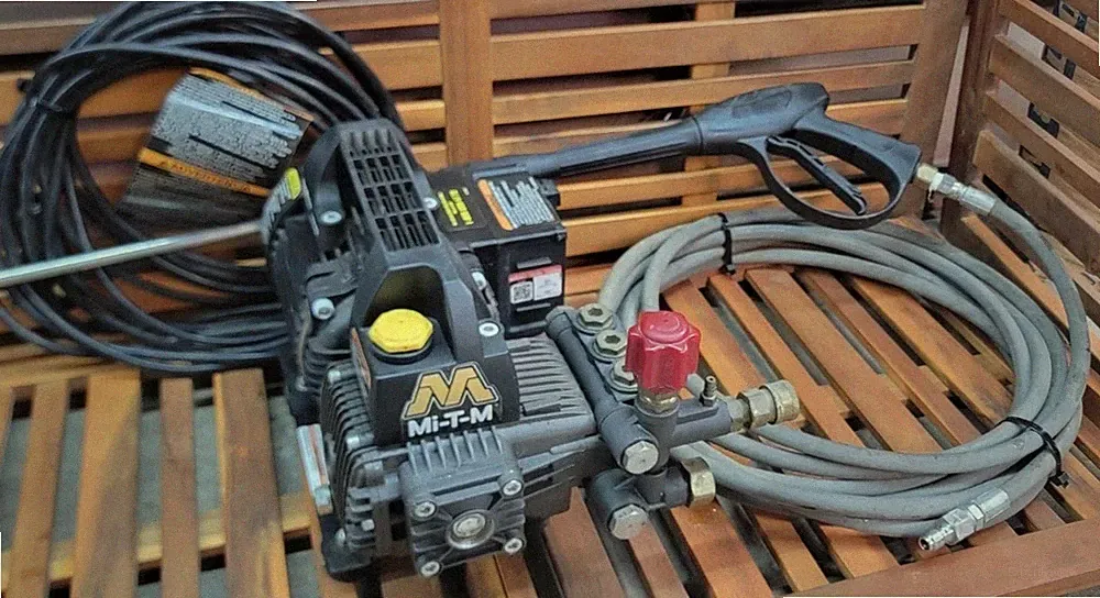 MI-T-M CM-1400-0MEH Pressure Washer,1400 PSI, With 4k Wand & Hose
