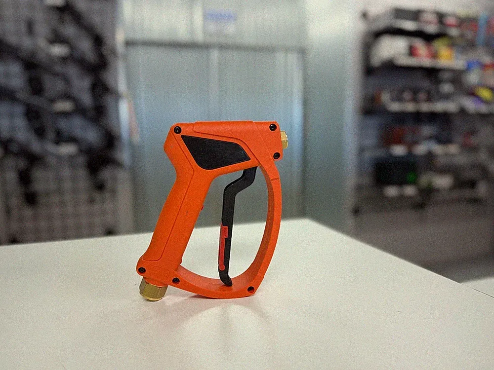 MTM HYDRO PRESSURE WASHER GUN SG35 LIGHT TRIGGER 5,000PSI- ORANGE COLOR