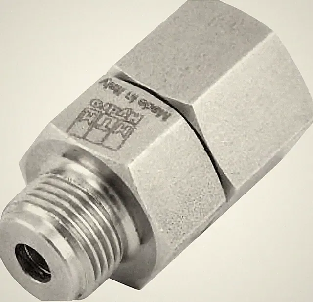 MTM Hydro Swivel Adapter Stainless Steel High Pressure Washer Fittings, 3/8”