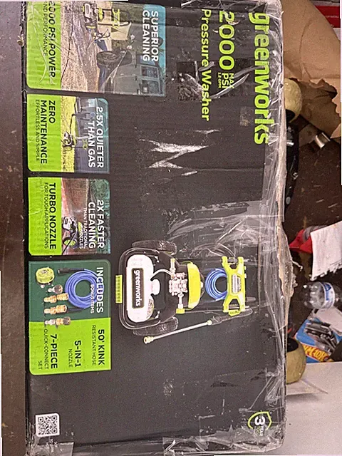 NEW Greenworks 2000 PSI 1.2-Gallon-GPM Cold Water Electric Pressure Washer