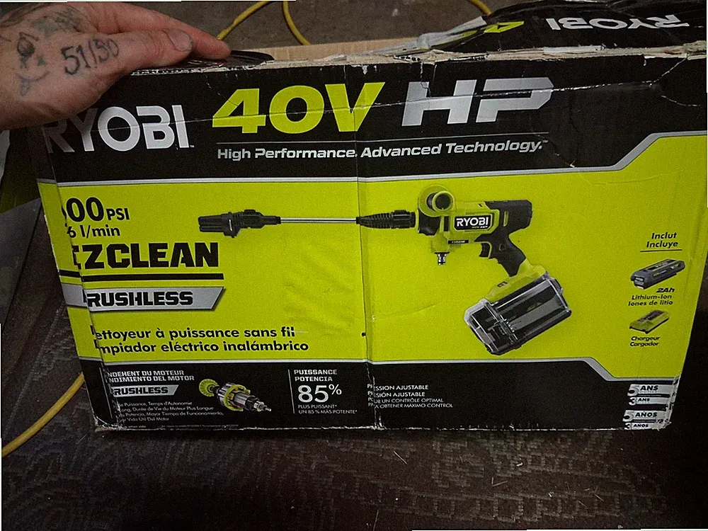 NEW Ryobi 40V HP EZClean 600 PSi Brushless Cordless Pressure Washer Kit & Batery