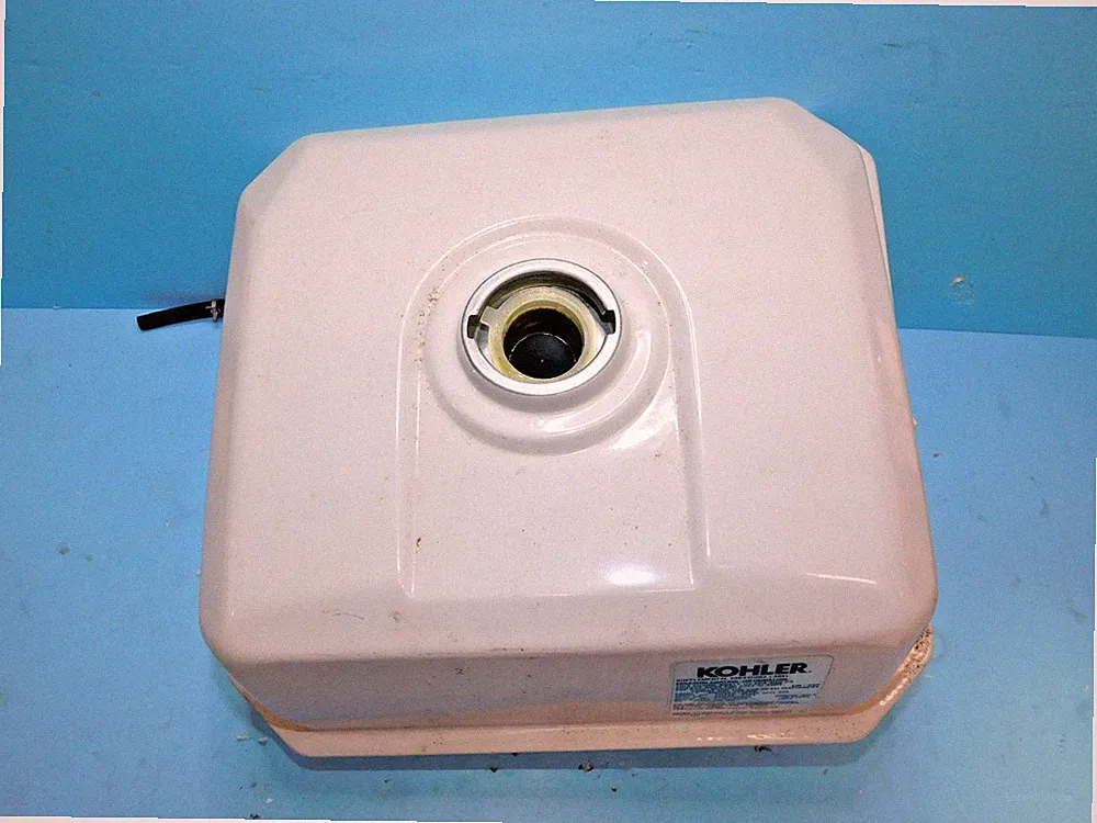 OEM KOHLER GAS FUEL TANK FOR STIHL RB800 PRESSURE WASHER --- BOX 2783 GD