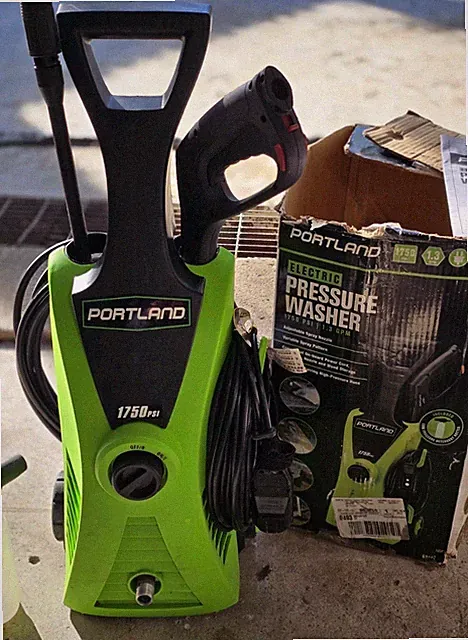 PORTLAND ~ 1750 PSI Electric Power Washer w/ Hose & Gun