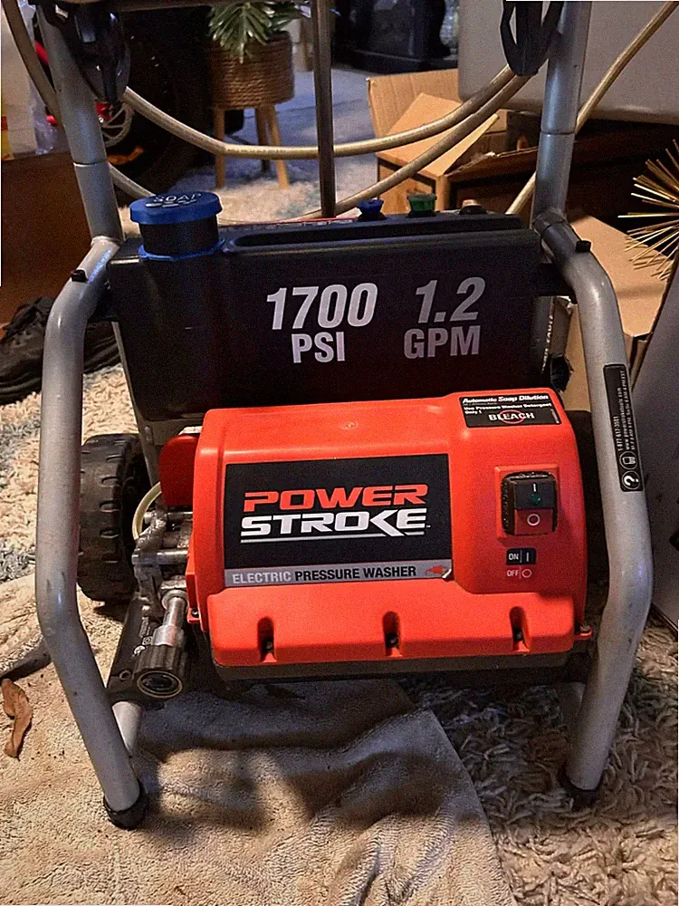 Powerstroke Electric Pressure Washer 1700 PSI 1.2 GPM- Only Used Twice