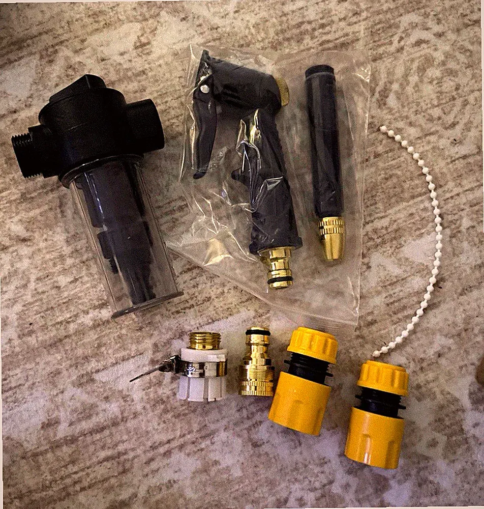 Pressure Washer Accessory Kit Gun & Nozzle Quick Connect Fittings Black/Yellow