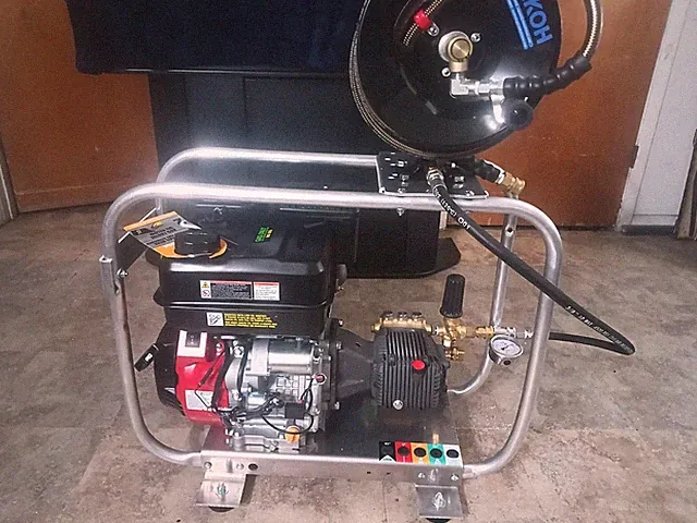 Pressure Washer – Brand New Commercial 4,000 PSI
