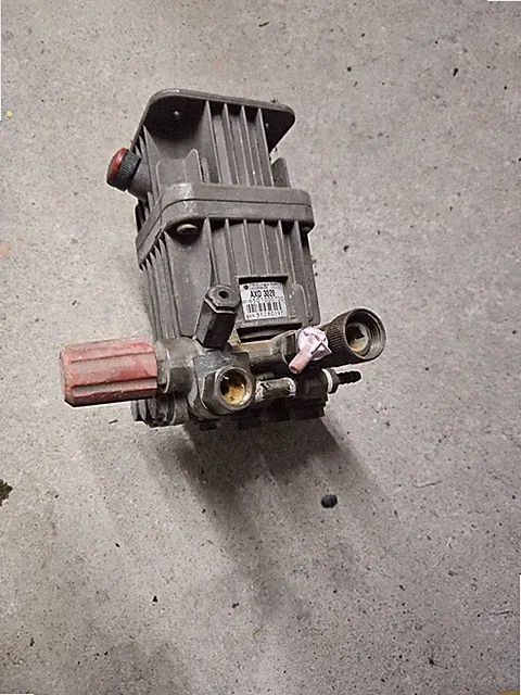 Pressure Washer Comet AXD3020 Replacement Pump used
